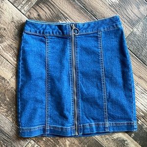 Y2K denim zip mini skirt